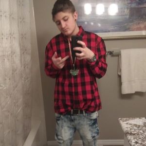 Meet your Posher, Aaron